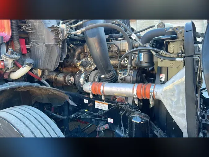 2022 Freightliner Cascadia 1261447bb90580c515be74c2e9b4bb5fd08