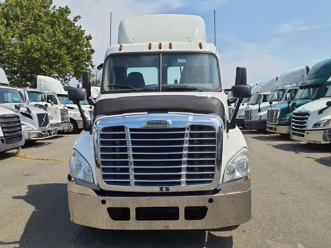 2016 FREIGHTLINER CASCADIA 125