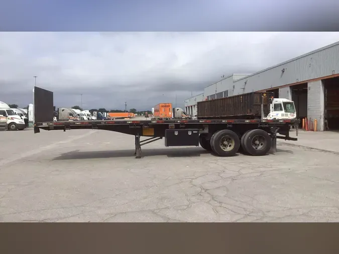 2016 UTILITY 32 FT