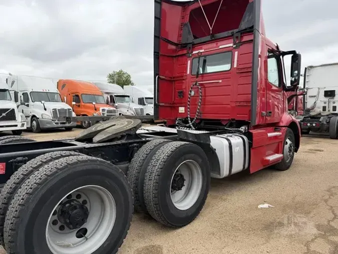 2021 VOLVO VNR64T300144e60ac606b1d3eef9f75ce162ed6db