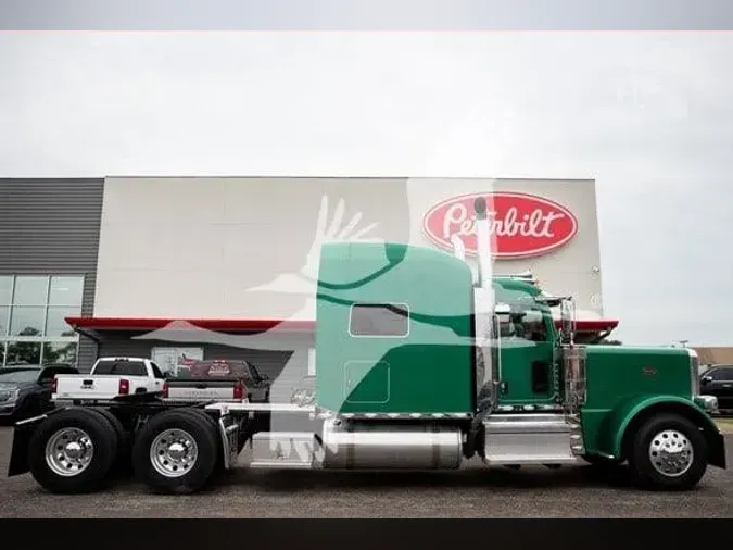 2024 PETERBILT 389