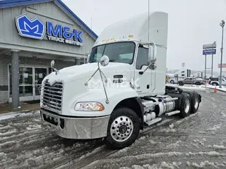 2018 MACK CXU613