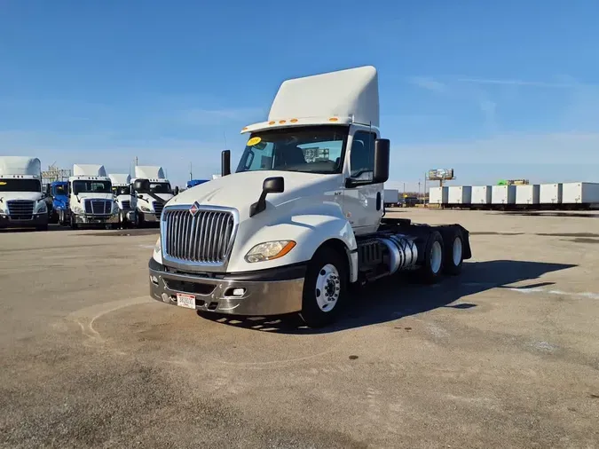2019 NAVISTAR INTERNATIONAL LT625 DAYCAB T/A1461c2e7a18aff1159355e44a046f77b