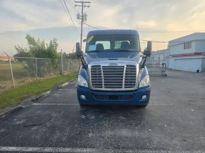 2018 FREIGHTLINER/MERCEDES CASCADIA 113146402f29563bed744fc33802f463c6a