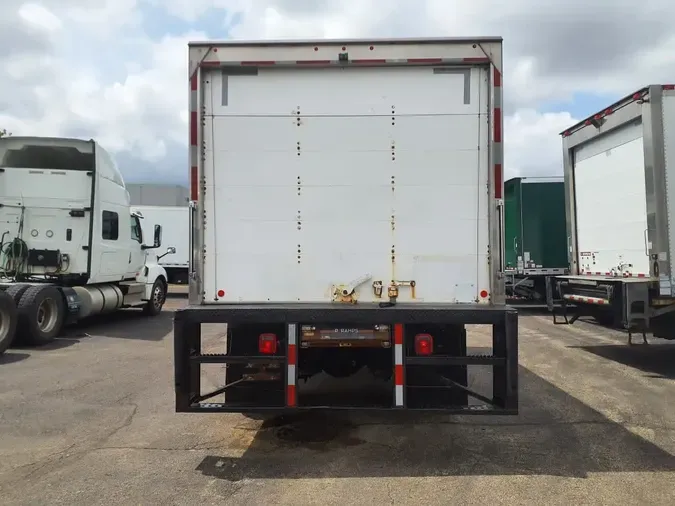 2019 FREIGHTLINER M2 106