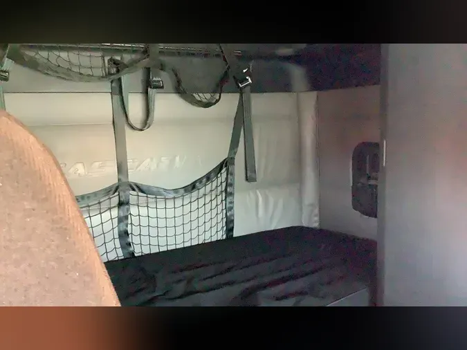 2022 Freightliner Cascadia 126146ae2d5bea0d13d0abcca1efff058b0