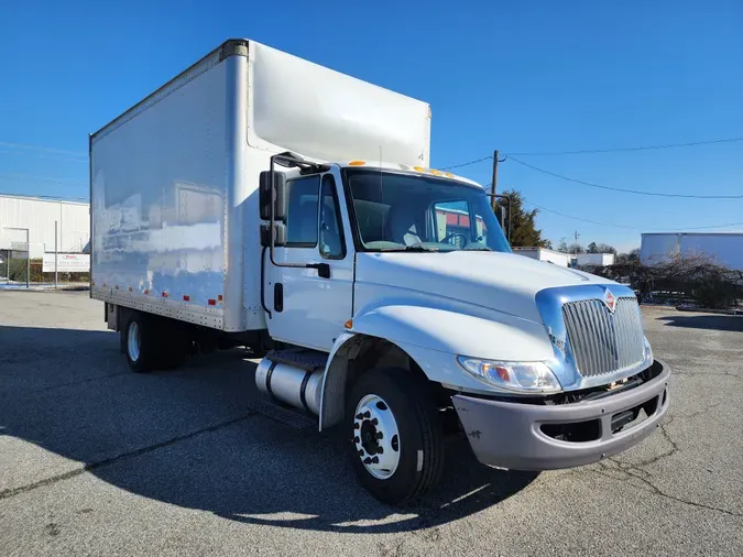 2019 NAVISTAR INTERNATIONAL 4300 LP