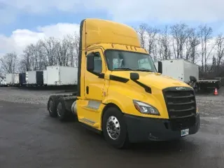 2020 Freightliner T12664ST