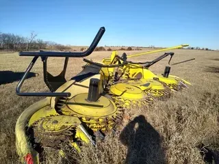 2015 JOHN DEERE 770