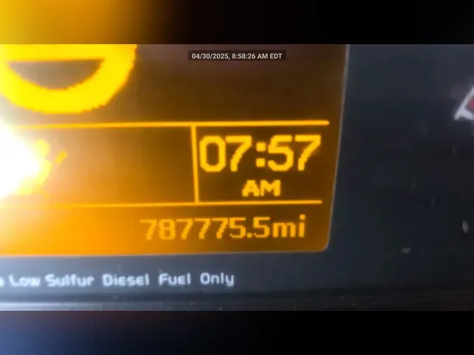 2018 Volvo VNL 740