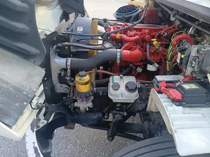 2019 FREIGHTLINER/MERCEDES M2 106