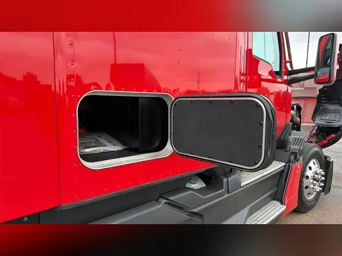 2022 KENWORTH T680