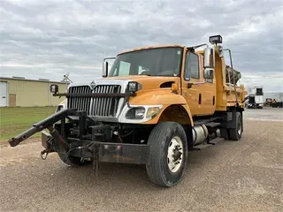 2005 INTERNATIONAL WORKSTAR 7400