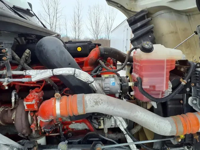 2018 NAVISTAR INTERNATIONAL LT625 DAYCAB T/A147c5467ad5e55ad567db75f632bf680