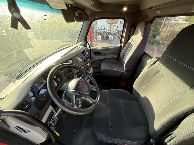 2020 Peterbilt 579148479d0d8d525afe693e53ec611c121