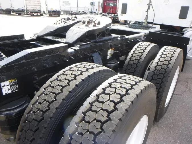2020 Peterbilt 567