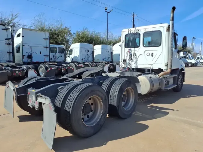 2020 FREIGHTLINER/MERCEDES NEW CASCADIA 116