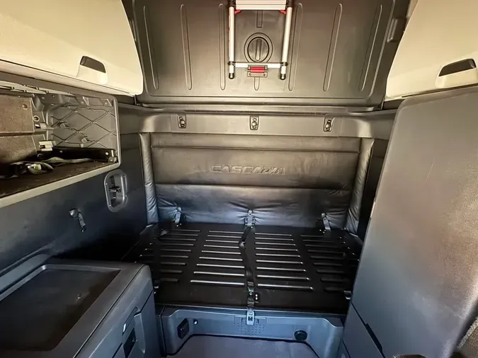 2023 FREIGHTLINER Cascadia 126