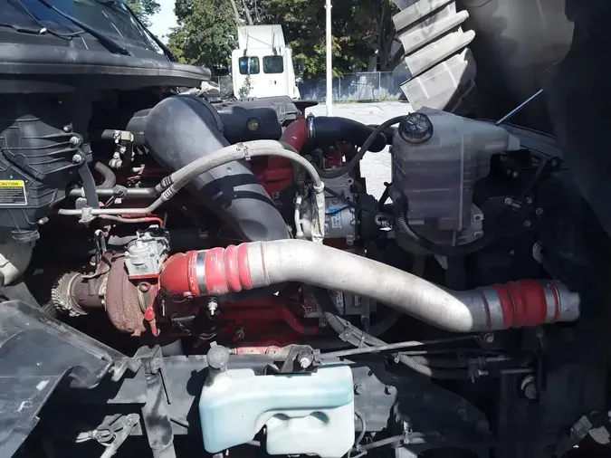 2020 NAVISTAR INTERNATIONAL LT625 DAYCAB T/A