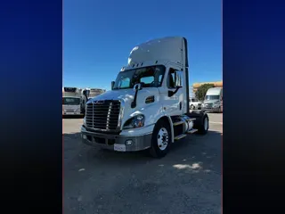 2018 FREIGHTLINER CASCADIA 113