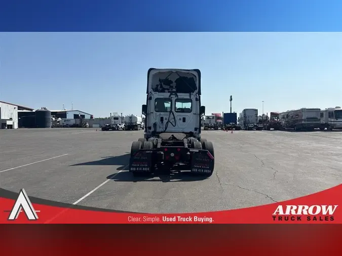 2016 FREIGHTLINER CASCADIA