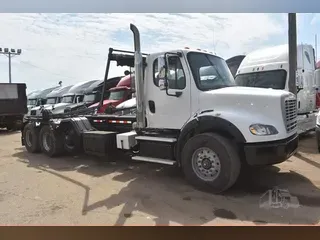 2013 FREIGHTLINER BUSINESS CLASS M2 112