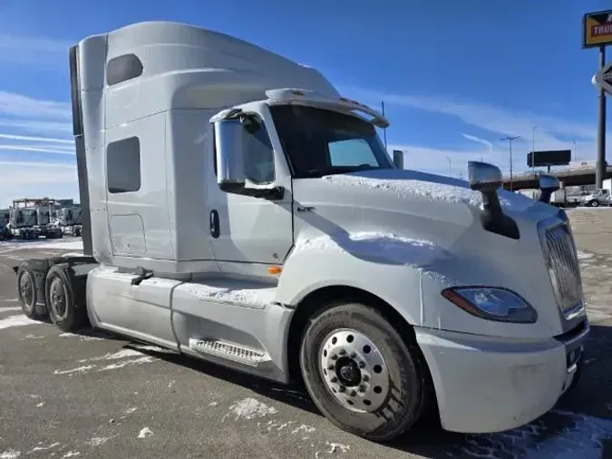 2022 International LT625