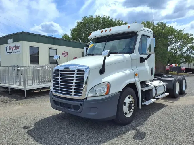 2020 FREIGHTLINER/MERCEDES CASCADIA 125148e98d226874d0ed92dd8fa87713728