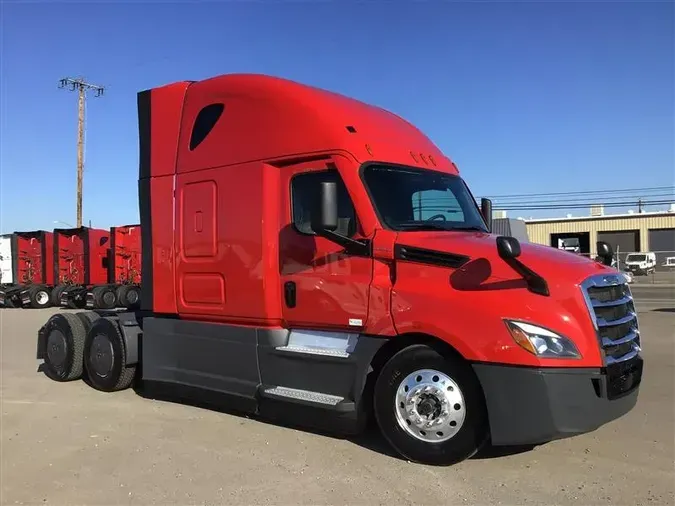 2021 FREIGHTLINER CA126