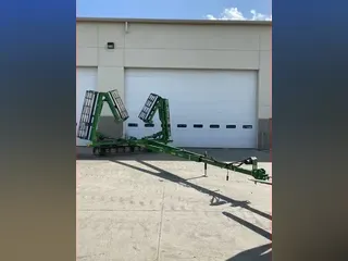 2020 John Deere 200
