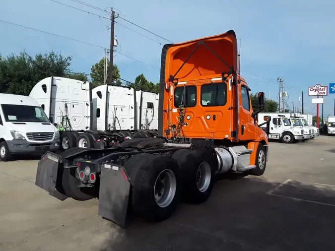 2019 FREIGHTLINER NEW CASCADIA PX12664