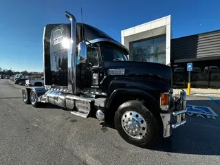 2017 Mack PIN64T