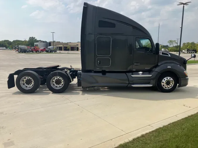 2020 Kenworth T680