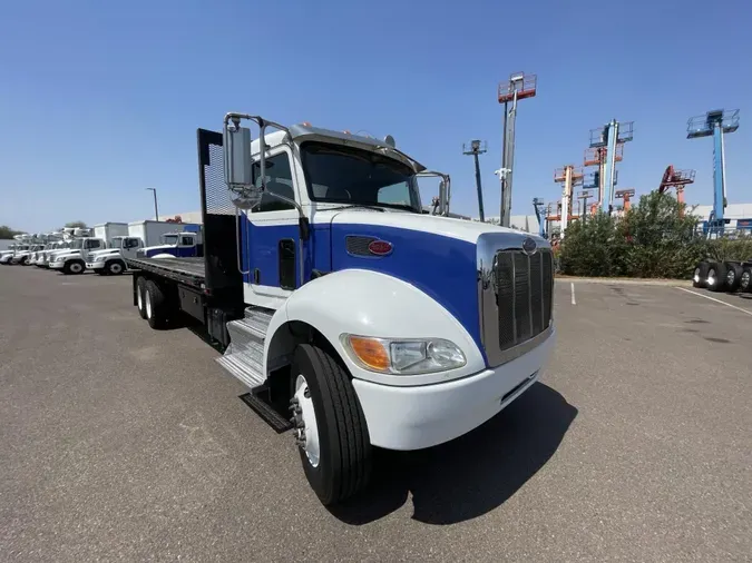 2016 Peterbilt 348