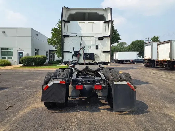 2019 NAVISTAR INTERNATIONAL LT625 SLPR CAB