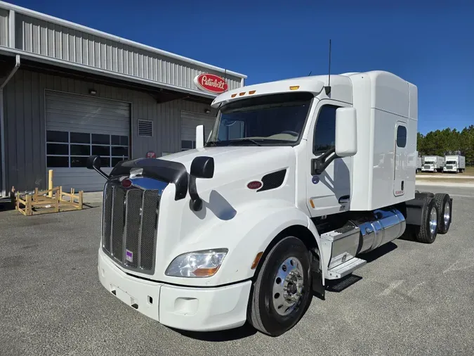2022 Peterbilt 579