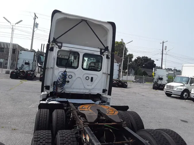 2019 FREIGHTLINER/MERCEDES NEW CASCADIA PX12664