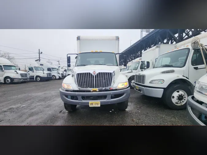 2018 NAVISTAR INTERNATIONAL 4300