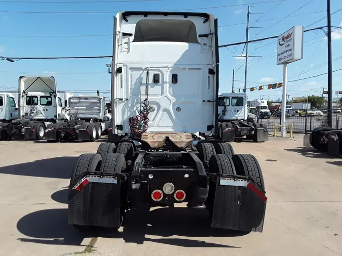 2017 FREIGHTLINER/MERCEDES CASCADIA 125