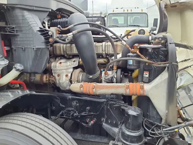 2019 FREIGHTLINER NEW CASCADIA 126