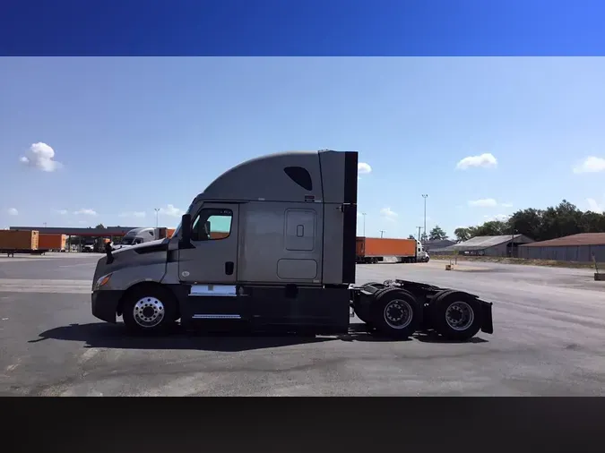 2023 Freightliner Cascadia 12614a5038d783fac0c6eb25e130c6db4cd