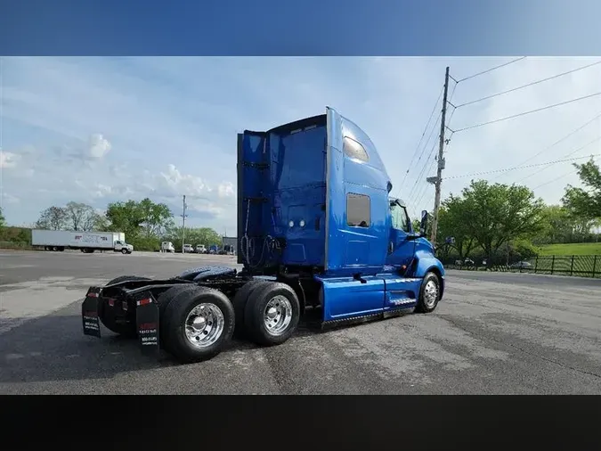 2020 INTERNATIONAL LT