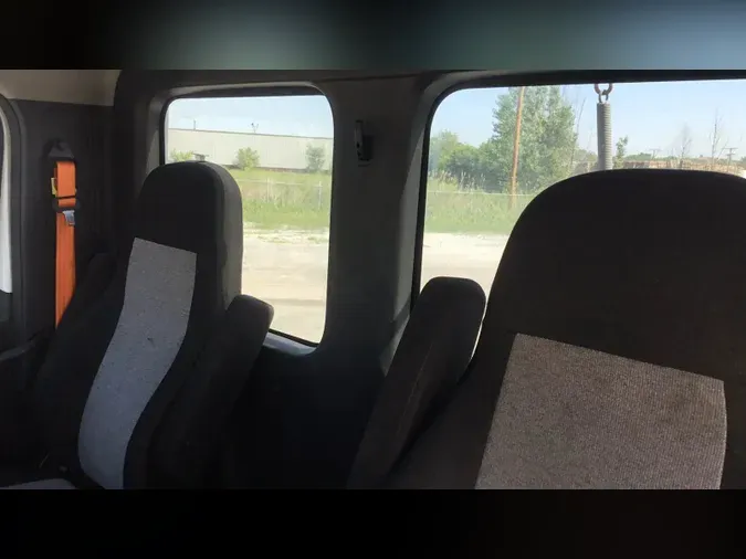 2020 Freightliner Cascadia 126