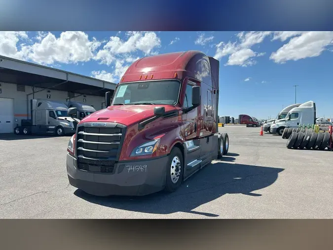 2022 Freightliner Cascadia 126