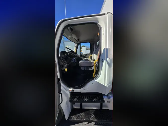 2020 Freightliner Business Class M2 106