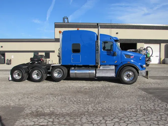 2020 Peterbilt 567