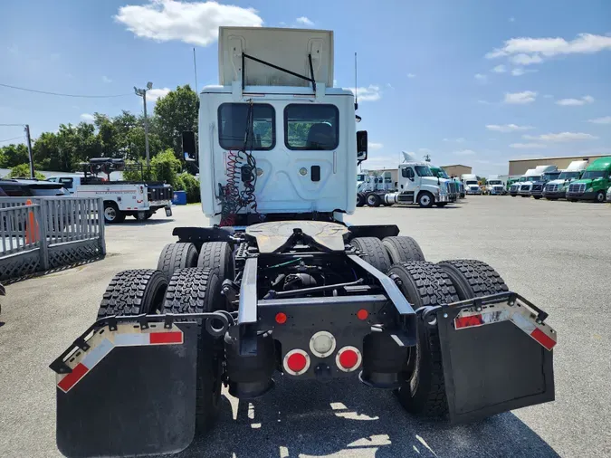 2017 FREIGHTLINER/MERCEDES CASCADIA 125