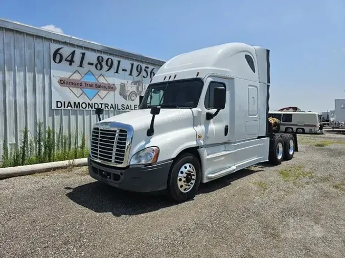 2016 FREIGHTLINER CASCADIA 12514b7ee0e3338af615a676ff53a8dd888