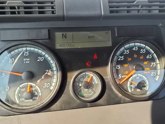 2018 FREIGHTLINER/MERCEDES CASCADIA 113