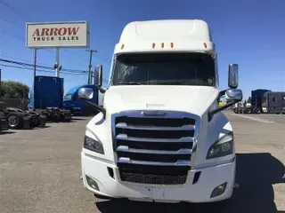 2021 FREIGHTLINER CASCADEVO1